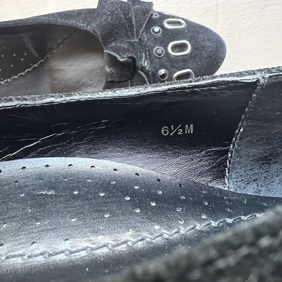 Vaneli Thisbe Black Suede Embellished Flats w/ Pointed Toes Women’s Size 6.5 M - Picture 10 of 15